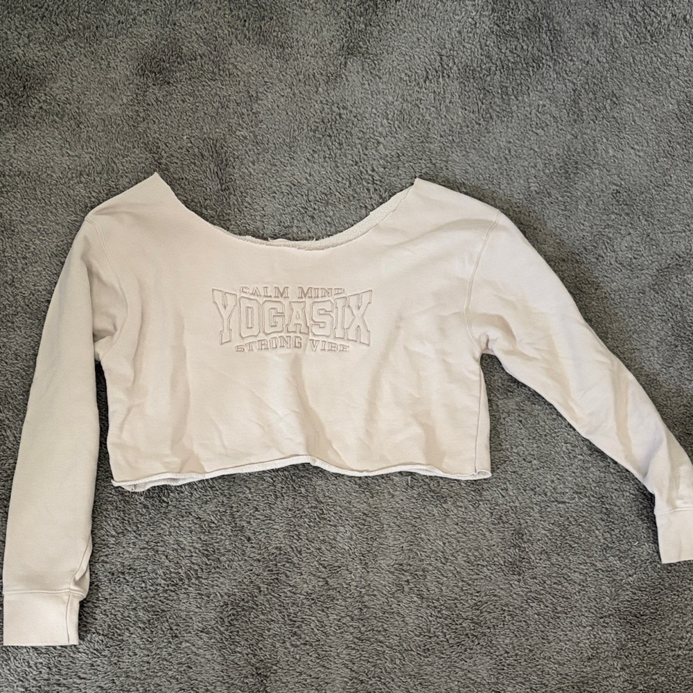 Women's Cream Cropped Sweatshirt